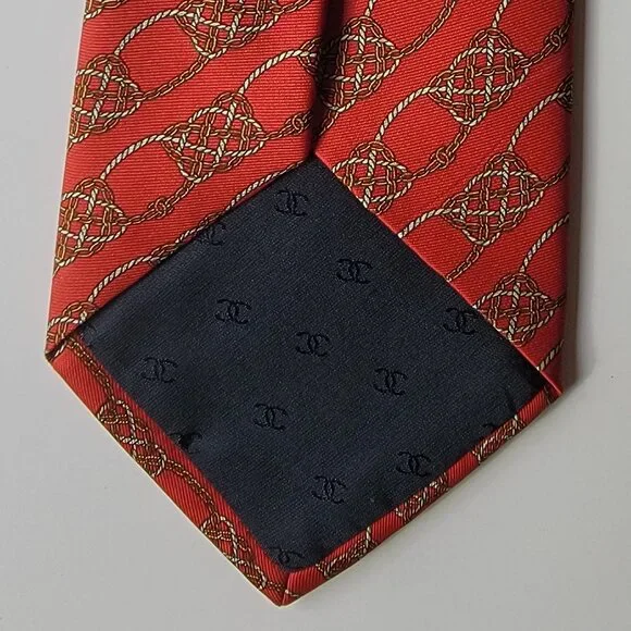 CHANEL Men's Vintage Tie 100% Silk Made in Italy Red with Knot pattern - Picture 3 of 5